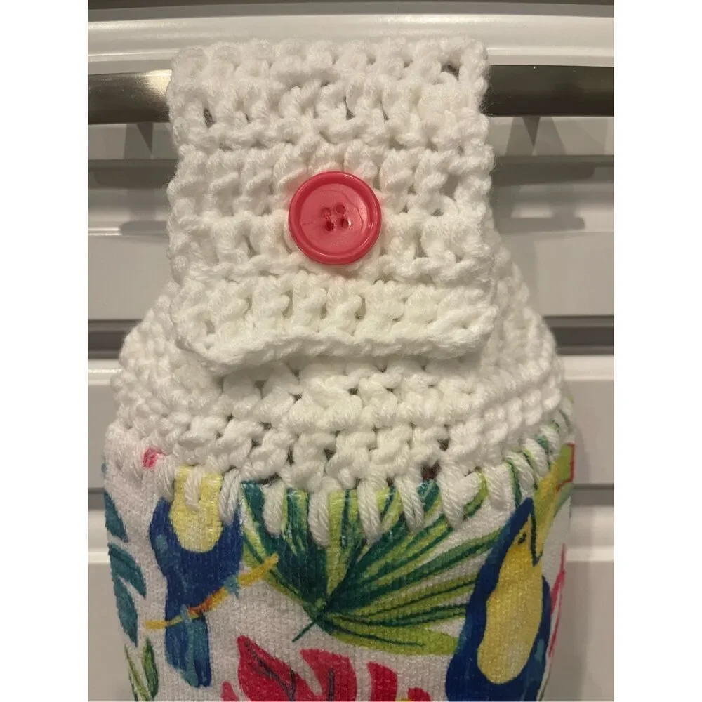 Crochet Top Kitchen Towel- Toucans and Ferns